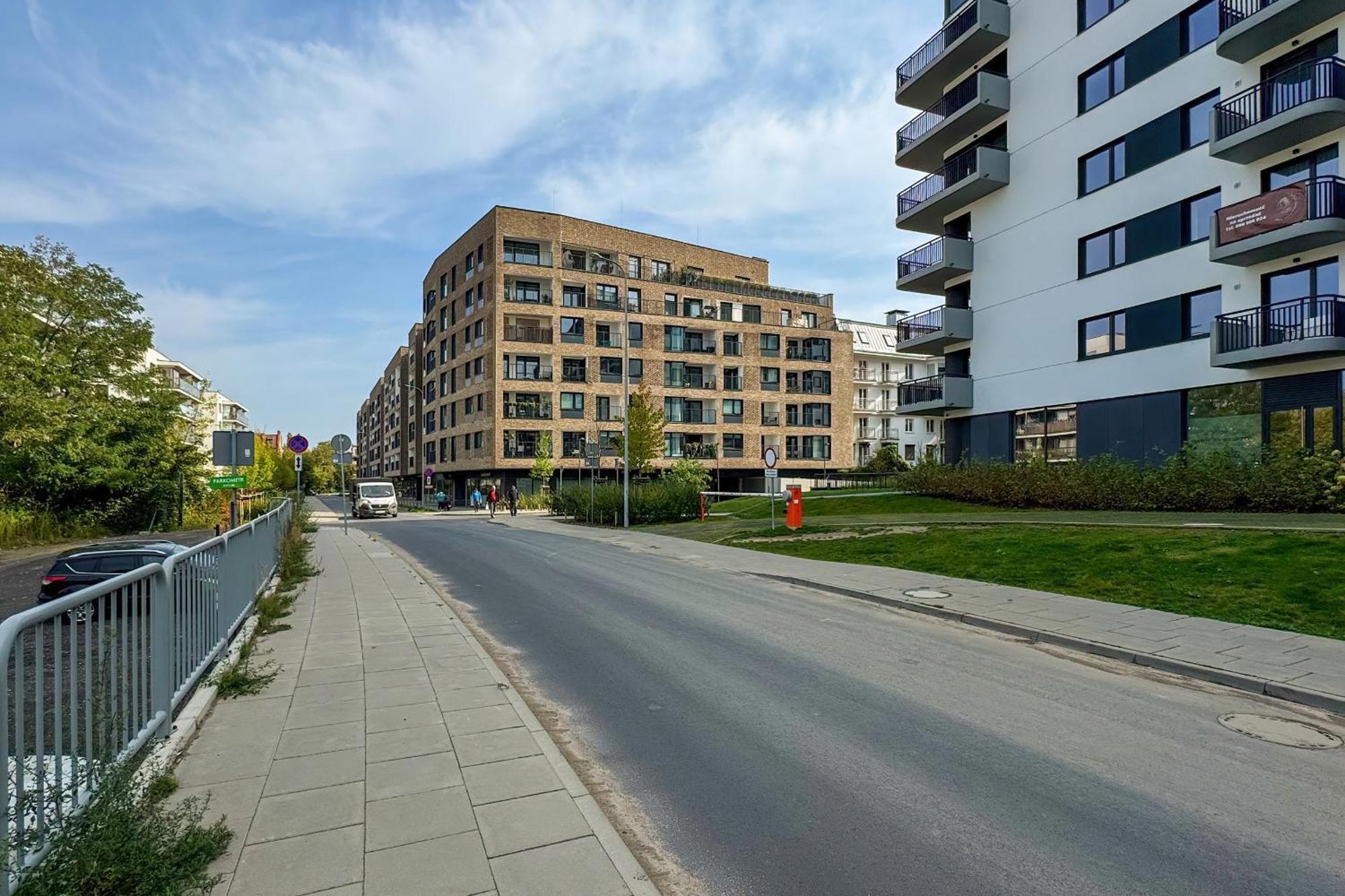 Apartment Nowoczesny Z Parkingiem I Klimatyzacja W Poznaniu By Renters *