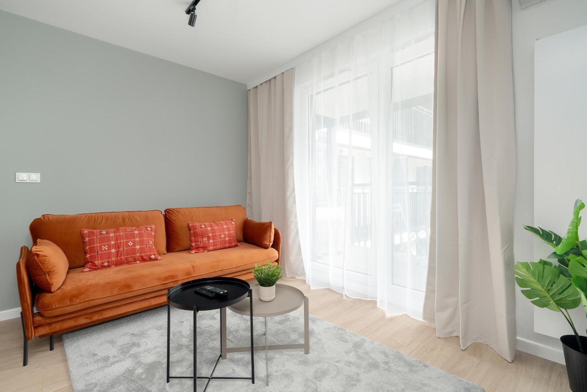 Apartment Nowoczesny Z Parkingiem I Klimatyzacja W Poznaniu By Renters *